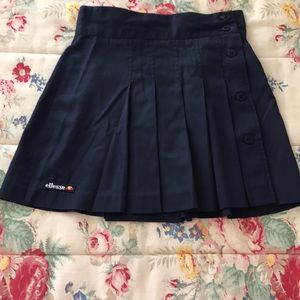 Women’s Vintage Ellesse Tennis skirt in navy.